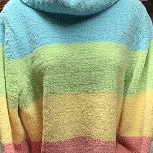 Large neck striped sweater